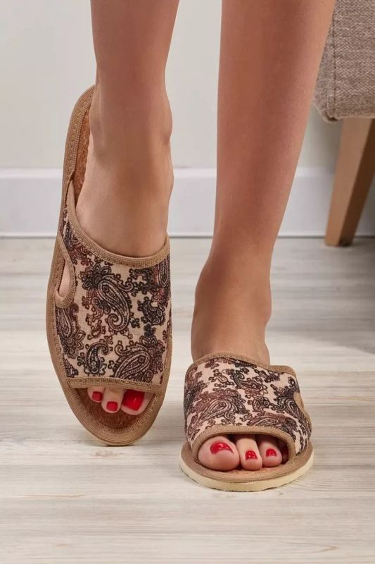 Women's slippers art. 116p